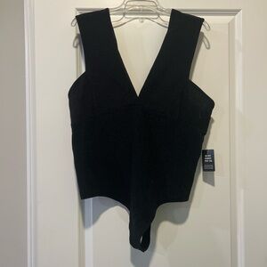 Express Black Shiny V Neck Tank Bodysuit with Bow detail Women’s Size XL